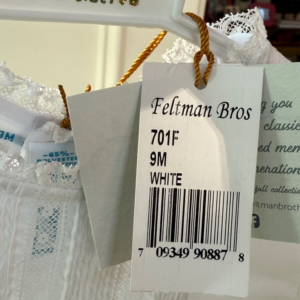 NWT - Feltman Brothers Pintucks & Lace Bubble for Baby Girl - Picture 5 of 6